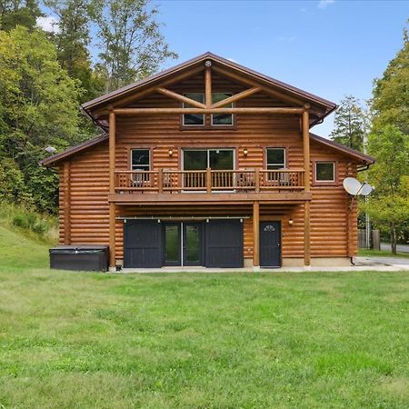Hot Tub Fire Pit Game Room Theater Easy Access Sleeps 12 - Black Bear Lodge Pigeon Forge Dış mekan fotoğraf